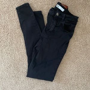 Zara jeans